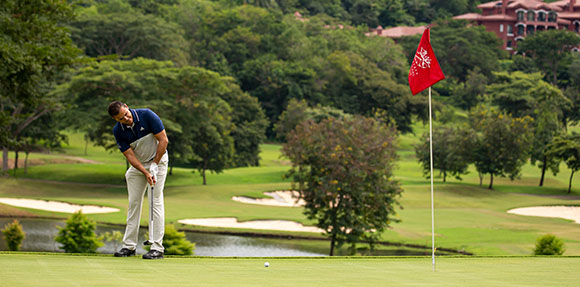 Golfe na Costa Rica