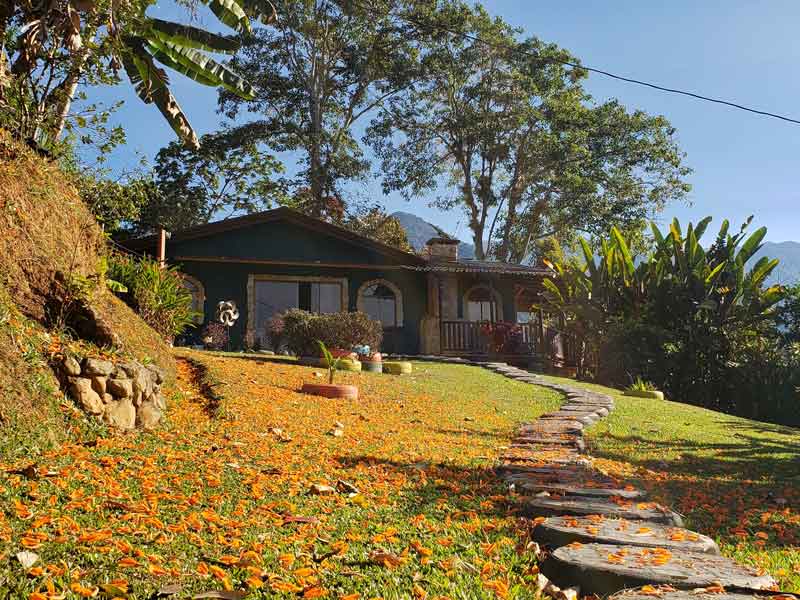 El Pelícano Hotel de Montaña 