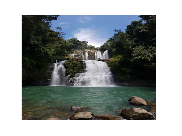 Cataratas Nauyaca